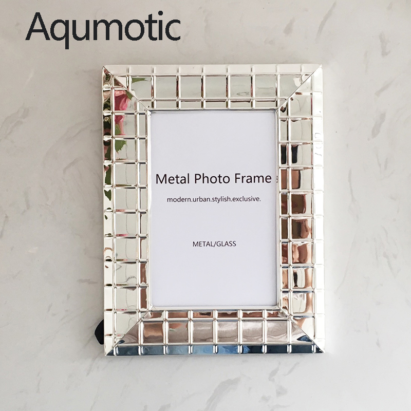Aqumic-金属製の写真フレーム,シンプルなシルバーミラー - Desk Setup Simple のレビューと価格