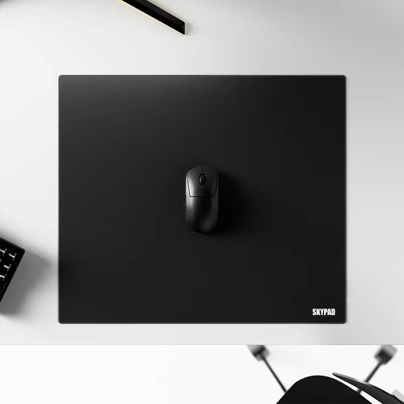 ガラスゲーミングマウスパッド Skypad SORA ブラッ - Desk Setup White のレビューと価格